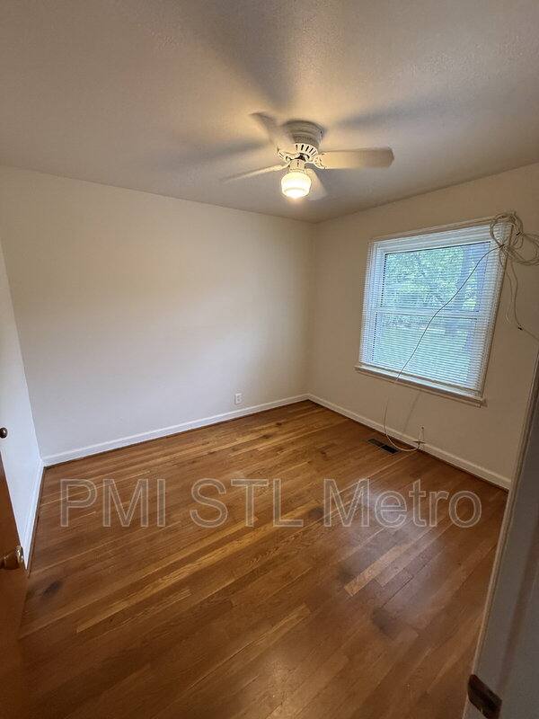 House for rent at 1238 Hoyt Dr, Saint Louis, MO 63137