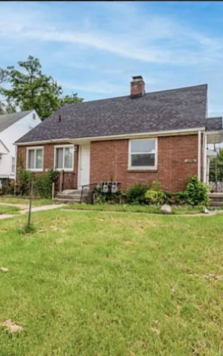Apartment for rent at 388-390 S Powell Ave, Columbus, OH 43204