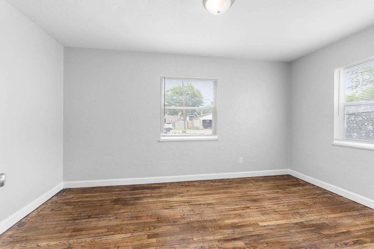 Apartment for rent at 388-390 S Powell Ave, Columbus, OH 43204