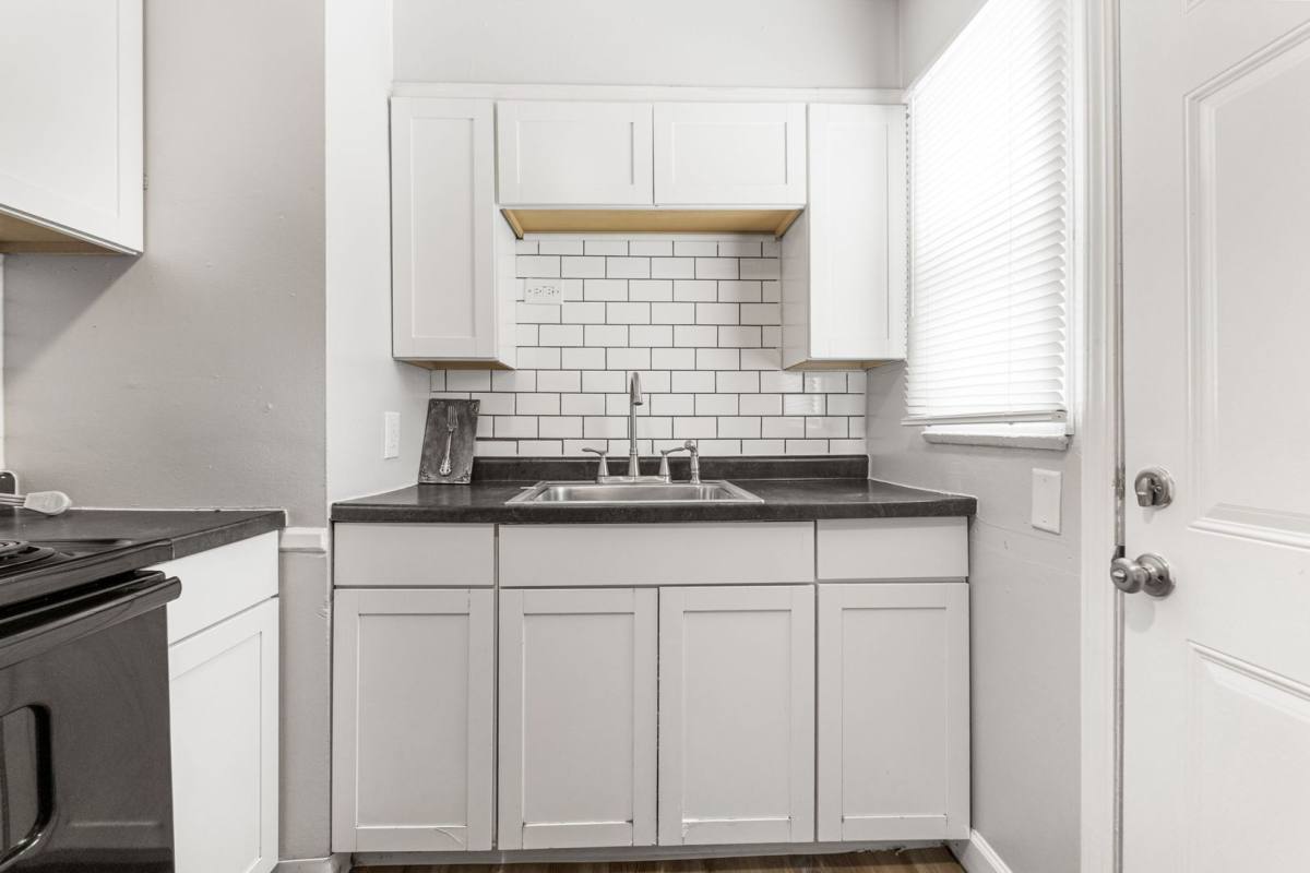 Apartment for rent at 388-390 S Powell Ave, Columbus, OH 43204