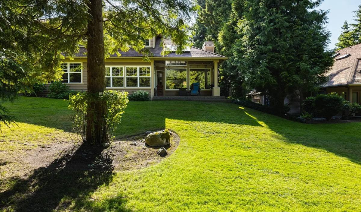 House for rent at 9032 Gleneagle Dr, Blaine, WA 98230