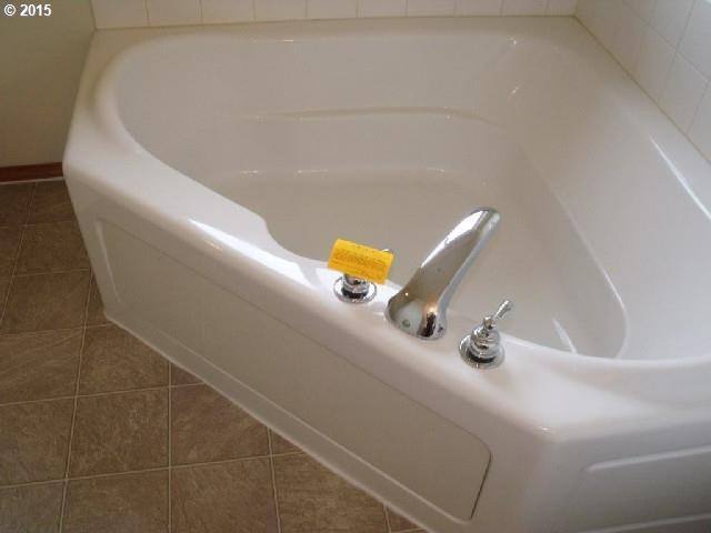 House for rent at 7711 NE 92nd Ave, Vancouver, WA 98662