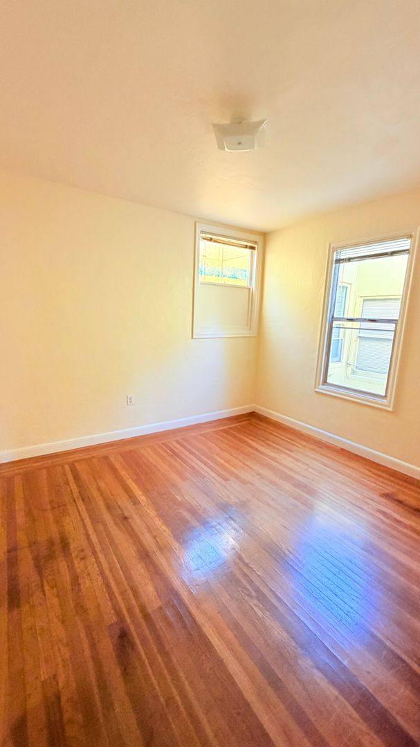 Apartment for rent at 1215 Park St, Alameda, CA 94501