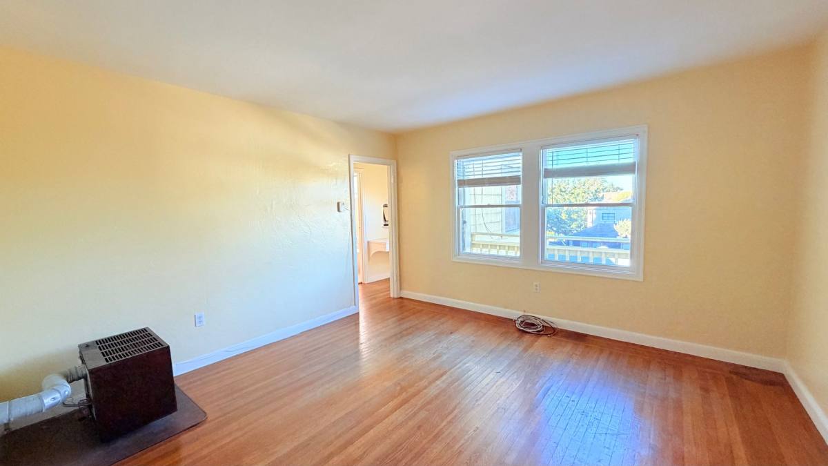 Apartment for rent at 1215 Park St, Alameda, CA 94501