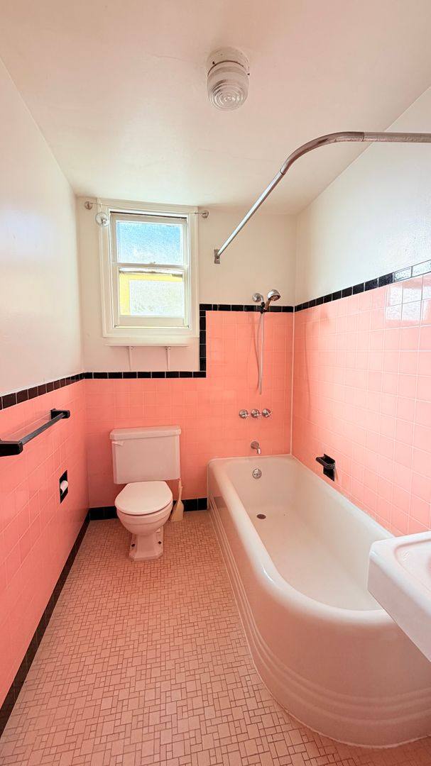 Apartment for rent at 1215 Park St, Alameda, CA 94501
