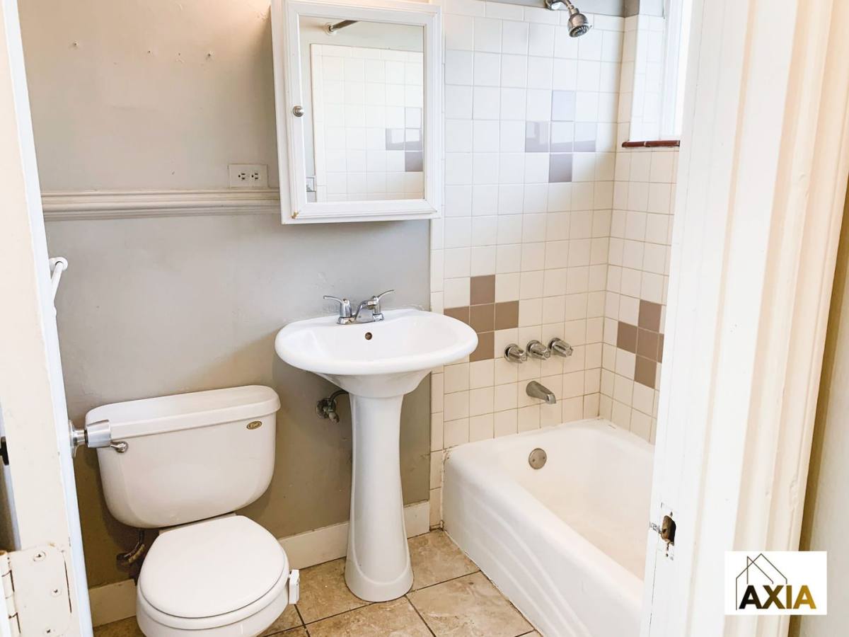 Apartment for rent at 2810 S Delaware St, Englewood, CO 80110