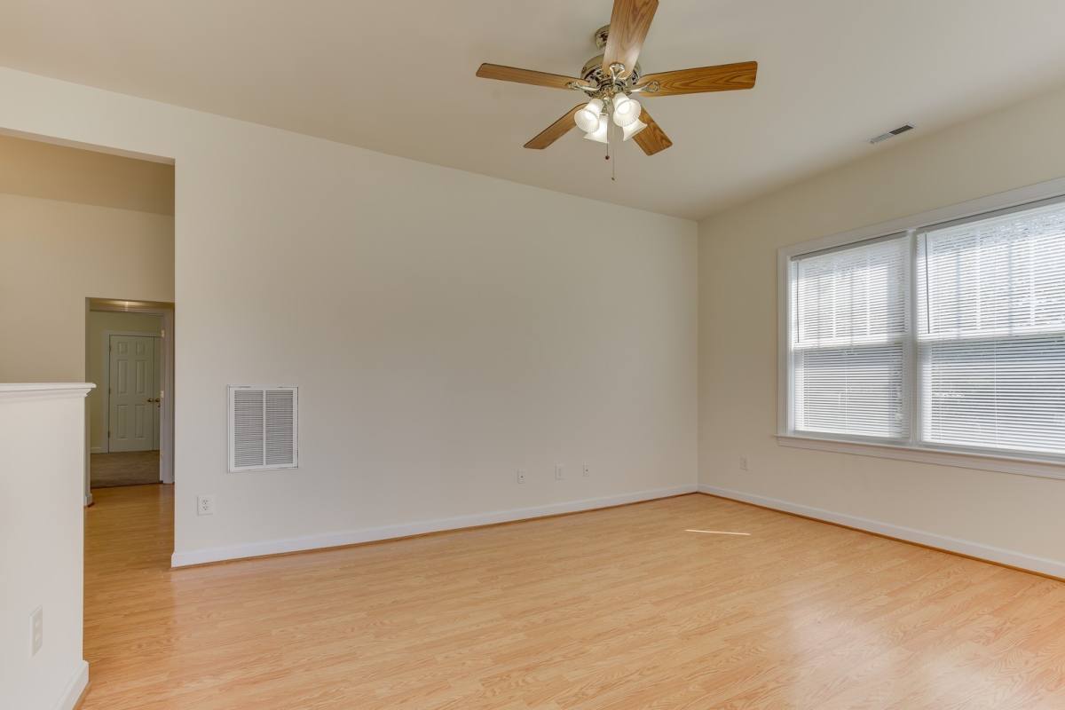 House for rent at 955 Poquoson Ave, Poquoson, VA 23662