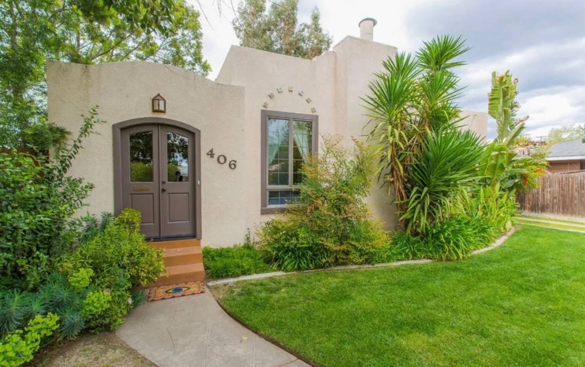 House for rent at 406 Adams Ave, Los Banos, CA 93635