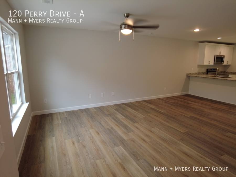 Townhouse for rent at 120 Perry Dr #A, Boiling Springs, SC 29316