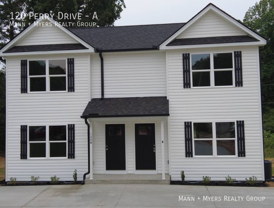 Townhouse for rent at 120 Perry Dr #A, Boiling Springs, SC 29316