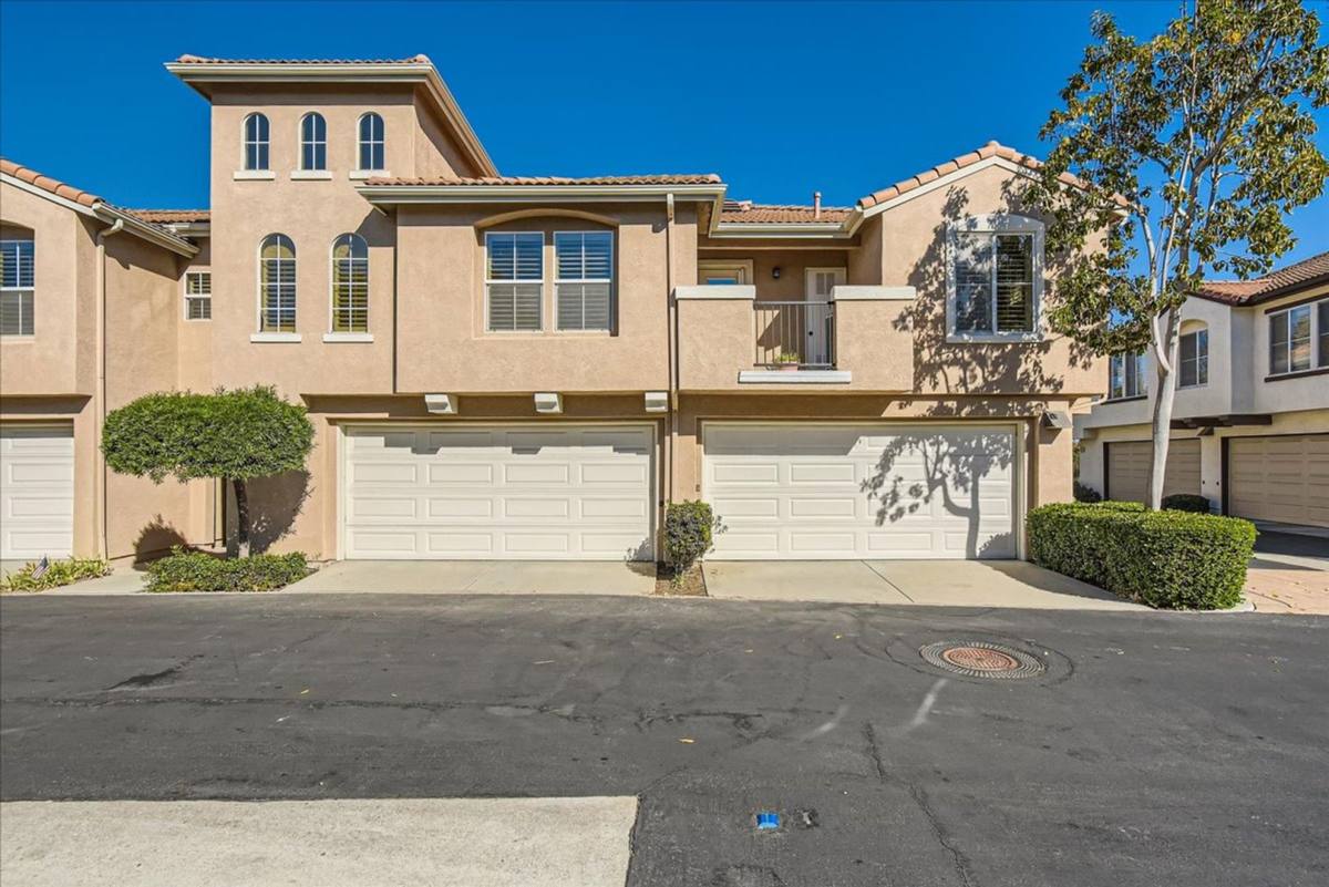 Townhouse for rent at 5020 Codorniz Way #17, Oceanside, CA 92057