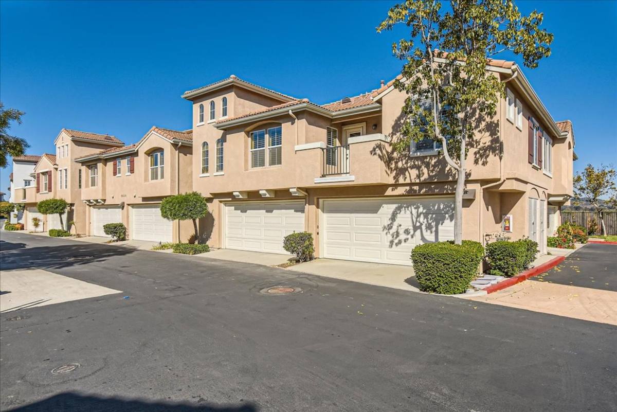 Townhouse for rent at 5020 Codorniz Way #17, Oceanside, CA 92057