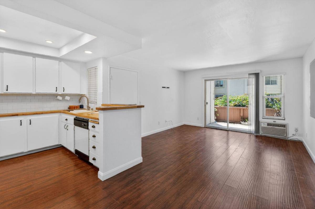 Condo for rent at 5914 Rancho Mission Rd, San Diego, CA 92108