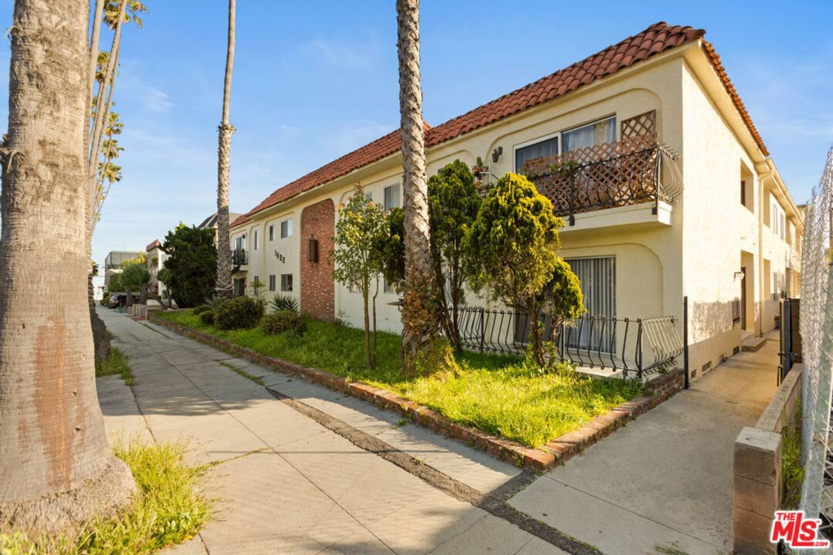 Apartment for rent at 1518-1522 Euclid St, Santa Monica, CA 90404