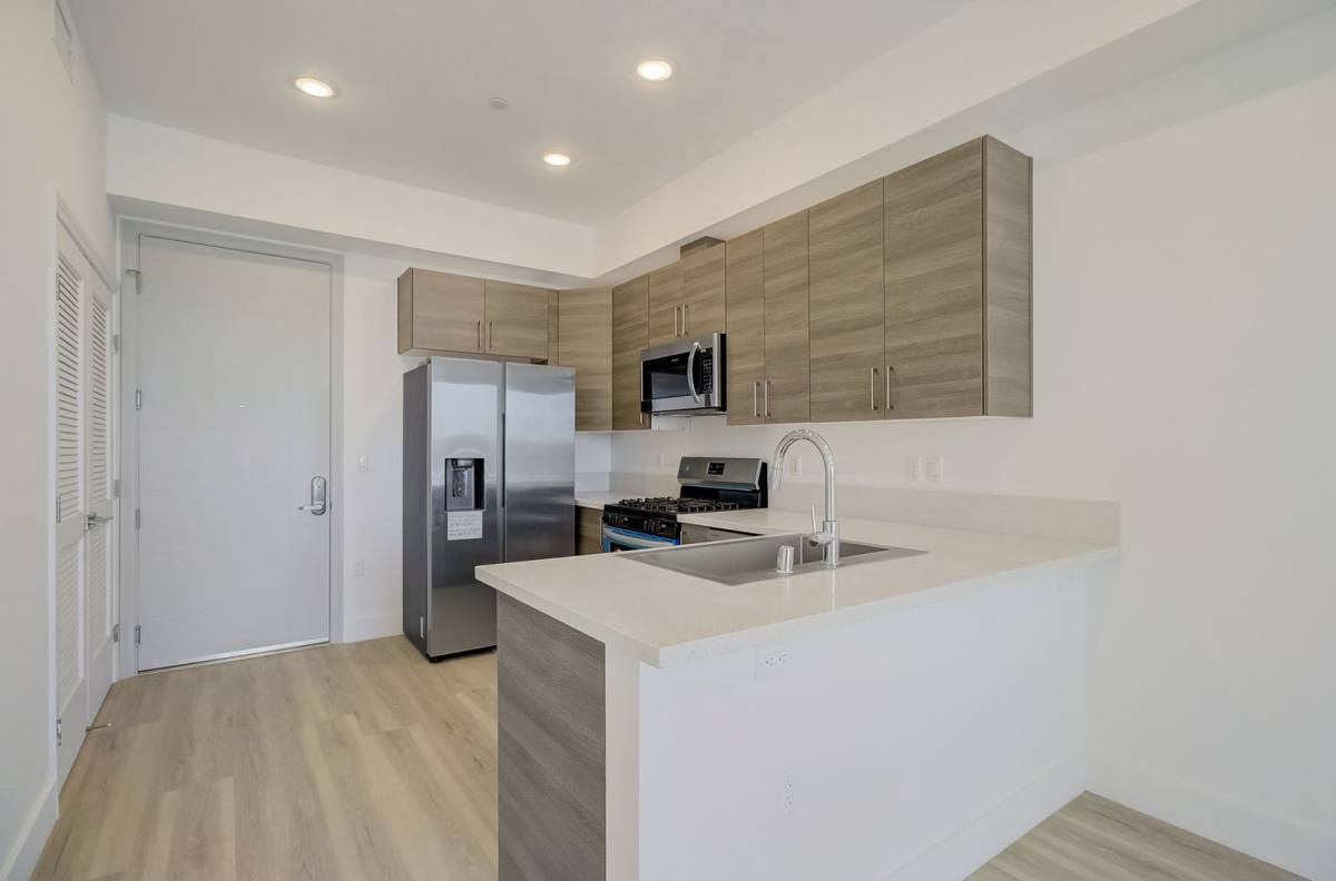 Apartment for rent at 549 N Heliotrope Dr, Los Angeles, CA 90004