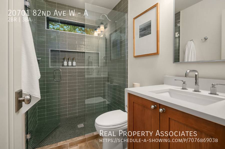 House for rent at 20701 82nd Ave W, Edmonds, WA 98026