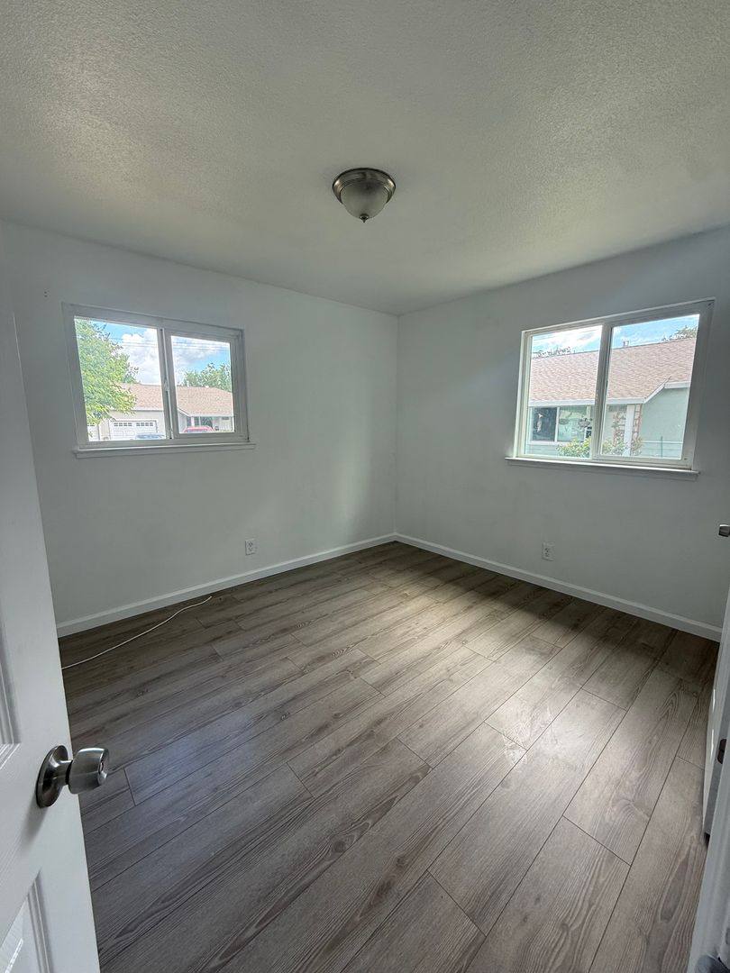 Apartment for rent at 2976 Wright St, Sacramento, CA 95821