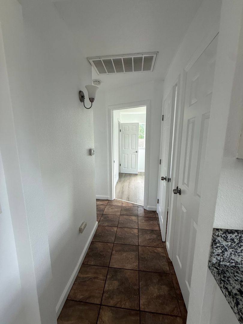 Apartment for rent at 2976 Wright St, Sacramento, CA 95821