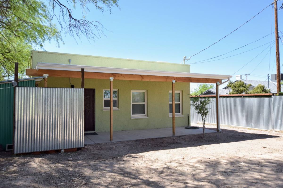 Townhouse for rent at 615 E Helen St, Tucson, AZ 85705