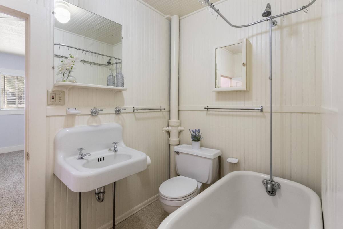 House for rent at 1711 S Cascade Ave, Colorado Springs, CO 80905