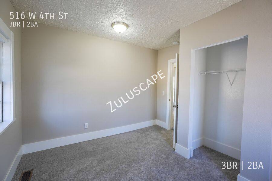 House for rent at 516 W 4th St, Anderson, IN 46016
