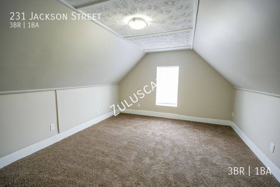House for rent at 231 Jackson St, Anderson, IN 46016