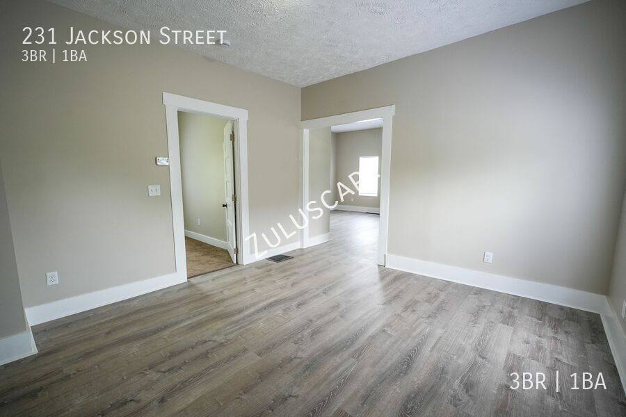 House for rent at 231 Jackson St, Anderson, IN 46016