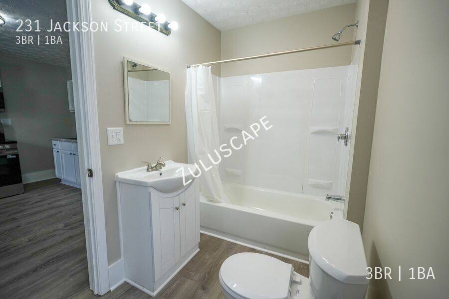 House for rent at 231 Jackson St, Anderson, IN 46016