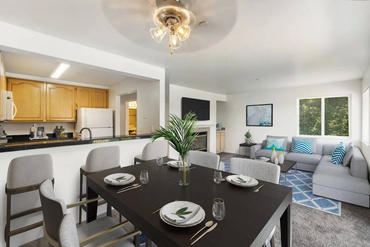 Apartment for rent at 5670 Kitsap Way, Bremerton, WA 98312