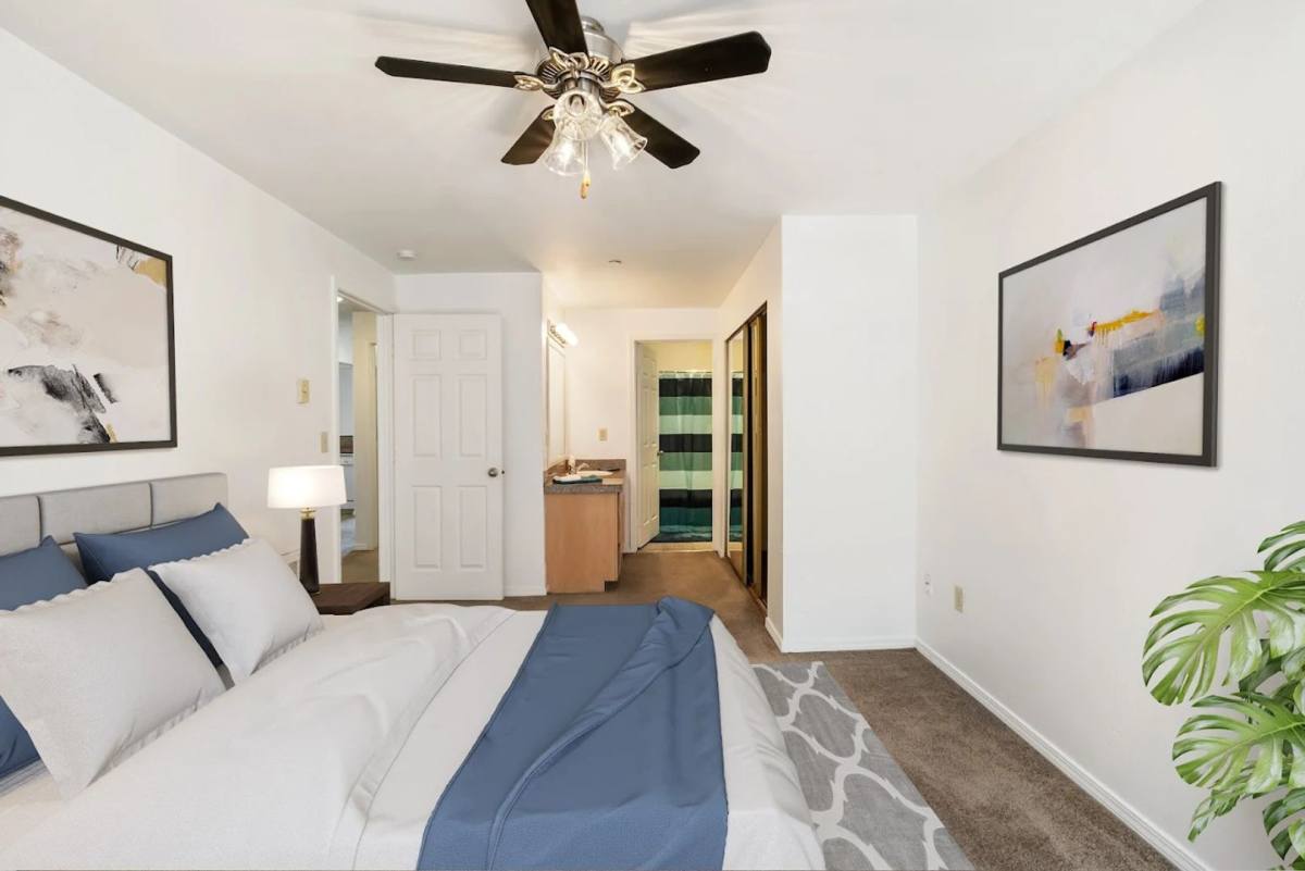 Apartment for rent at 5670 Kitsap Way, Bremerton, WA 98312