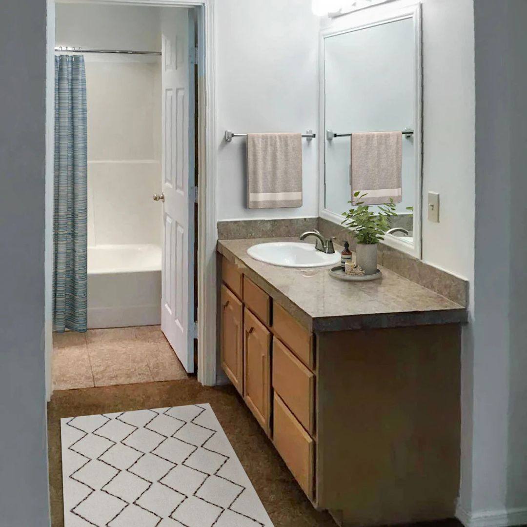 Apartment for rent at 5670 Kitsap Way, Bremerton, WA 98312
