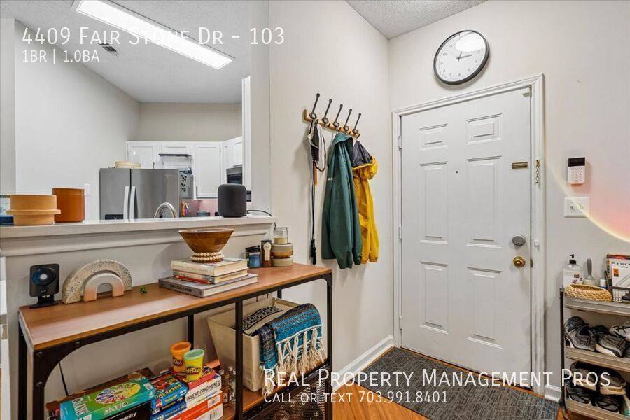 Apartment for rent at 4409 Fair Stone Dr #103, Fairfax, VA 22033