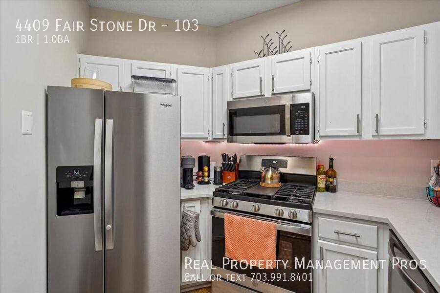 Apartment for rent at 4409 Fair Stone Dr #103, Fairfax, VA 22033