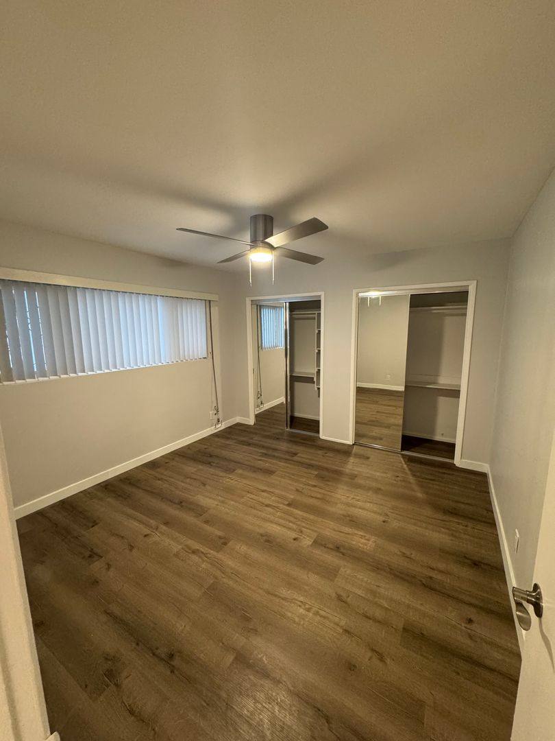 Apartment for rent at 6536 La Mirada Ave, Los Angeles, CA 90038
