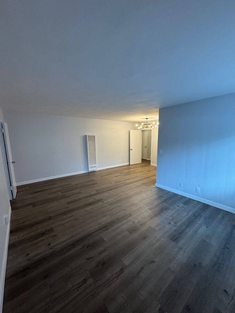 Apartment for rent at 6536 La Mirada Ave, Los Angeles, CA 90038