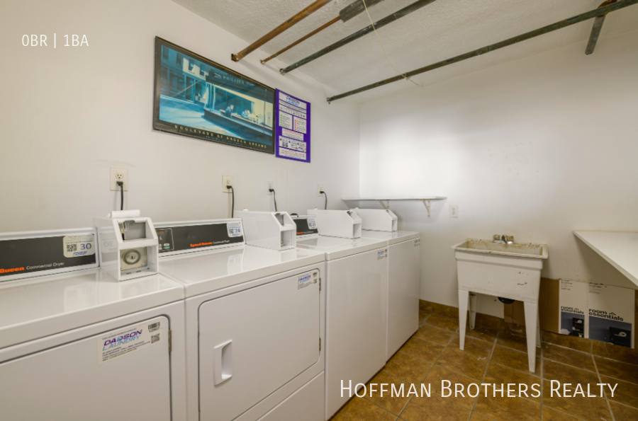 Apartment for rent at 6871 Franklin Ave #204, Los Angeles, CA 90028