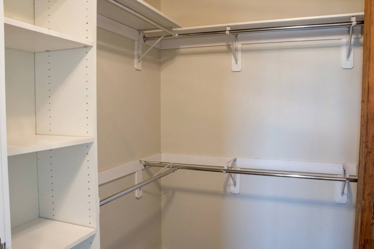 Apartment for rent at 625 W Freshwater Way, Milwaukee, WI 53204