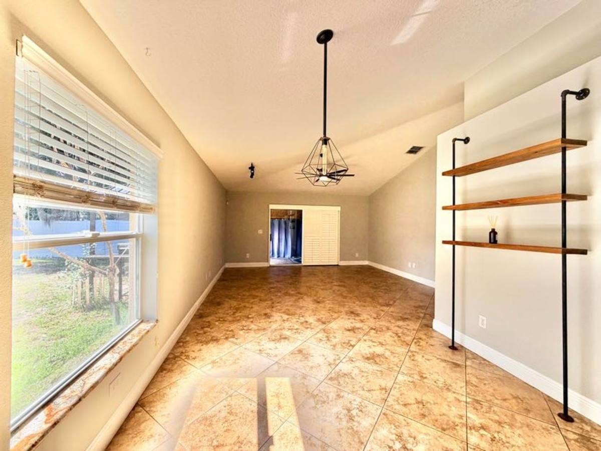 House for rent at 2117 Briarcliff Cirle, Mount Dora, FL 32757