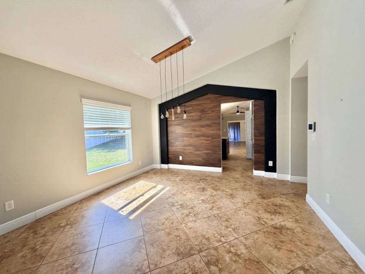 House for rent at 2117 Briarcliff Cirle, Mount Dora, FL 32757