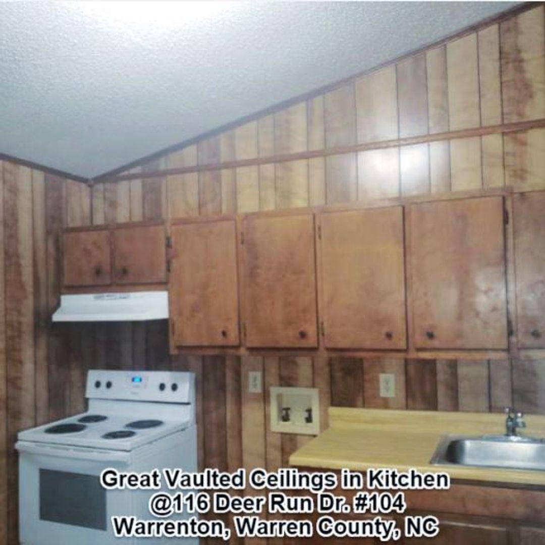 Apartment for rent at 103-121 Deer Run Dr, Warrenton, NC 27589