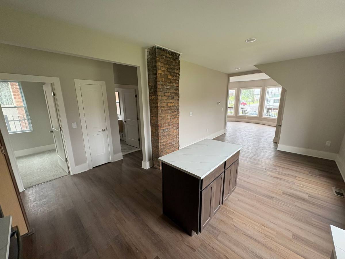 Apartment for rent at 7436 Oakland St, Detroit, MI 48211