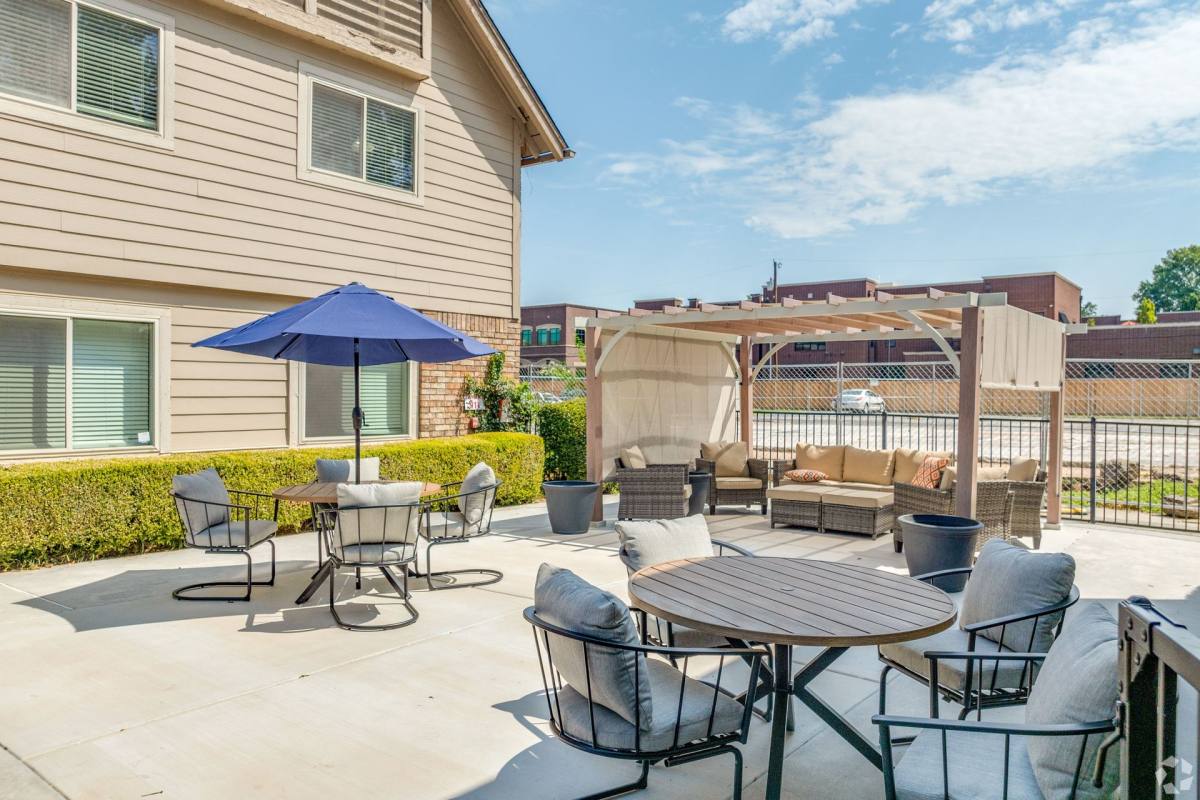 Apartment for rent at 1404 E 41st St, Tulsa, OK 74105