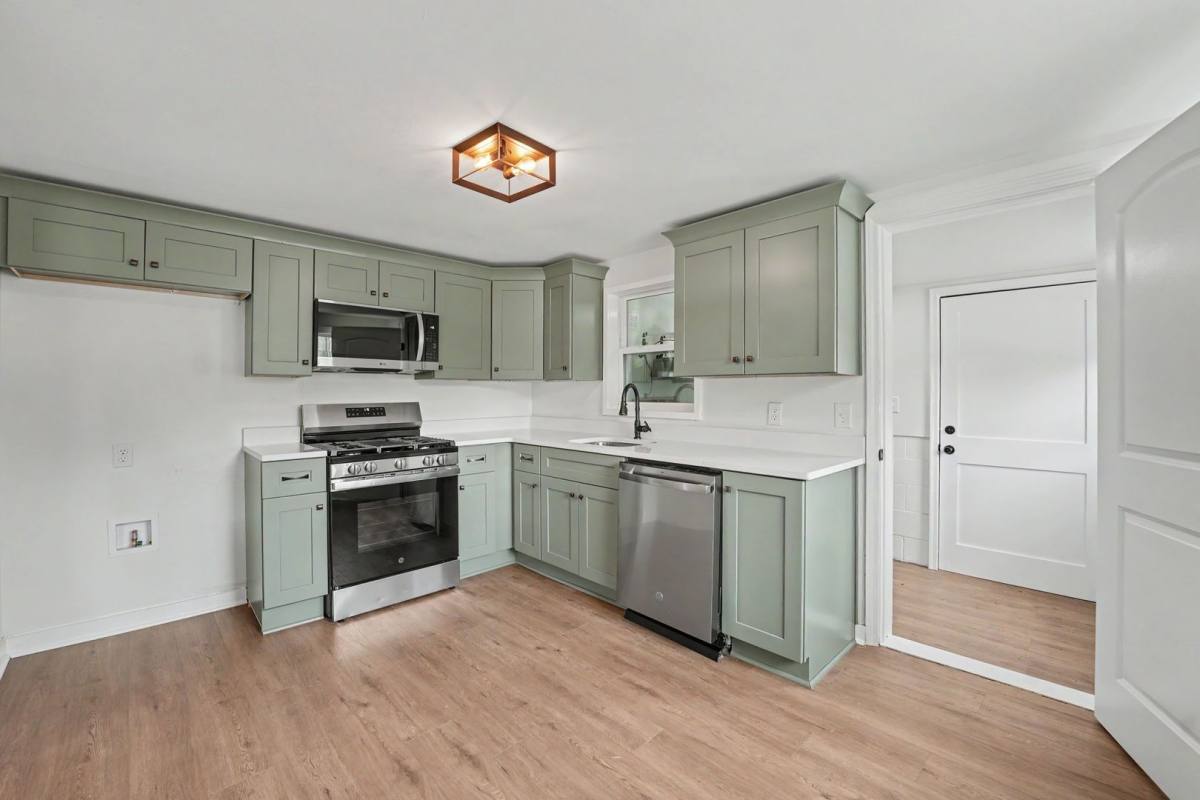 House for rent at 602 Staley Ave, Savannah, GA 31405