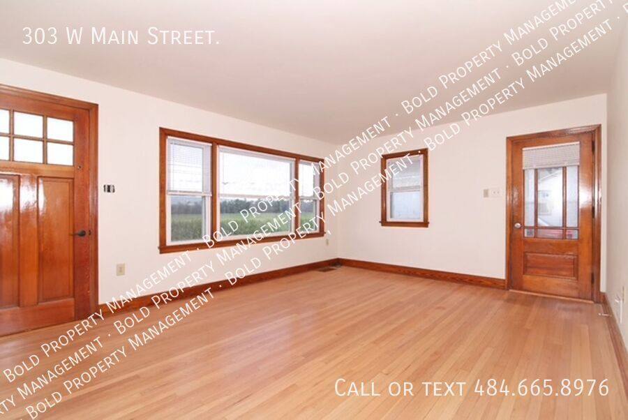 House for rent at 303 W Main St, Fredericksburg, PA 17026