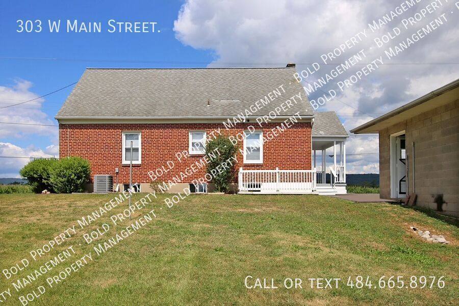 House for rent at 303 W Main St, Fredericksburg, PA 17026