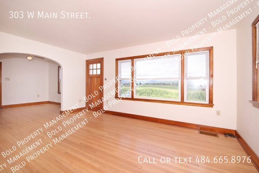House for rent at 303 W Main St, Fredericksburg, PA 17026