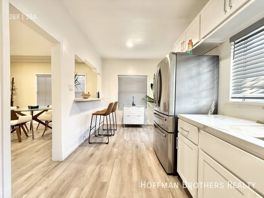 Apartment for rent at 3031 Wellington Rd, Los Angeles, CA 90016