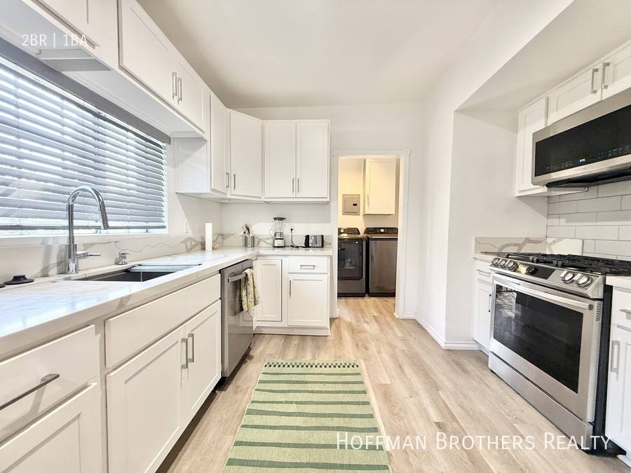 Apartment for rent at 3031 Wellington Rd, Los Angeles, CA 90016