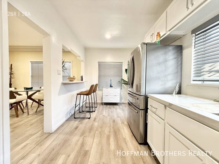 Apartment for rent at 3031 Wellington Rd, Los Angeles, CA 90016