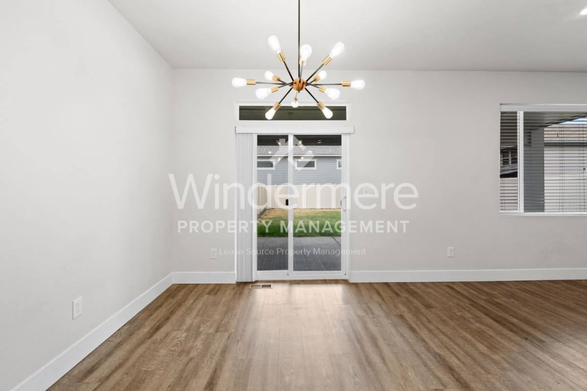 Apartment for rent at 18201 E 8th, Greenacres, WA 99016